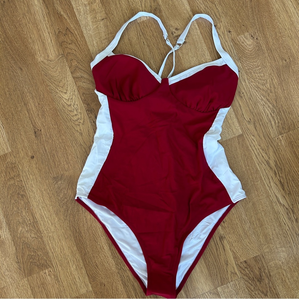 Amazon Women's Red and White Colorblock Criss Cross One-Piece Swimsuit Large - Picture 3 of 9